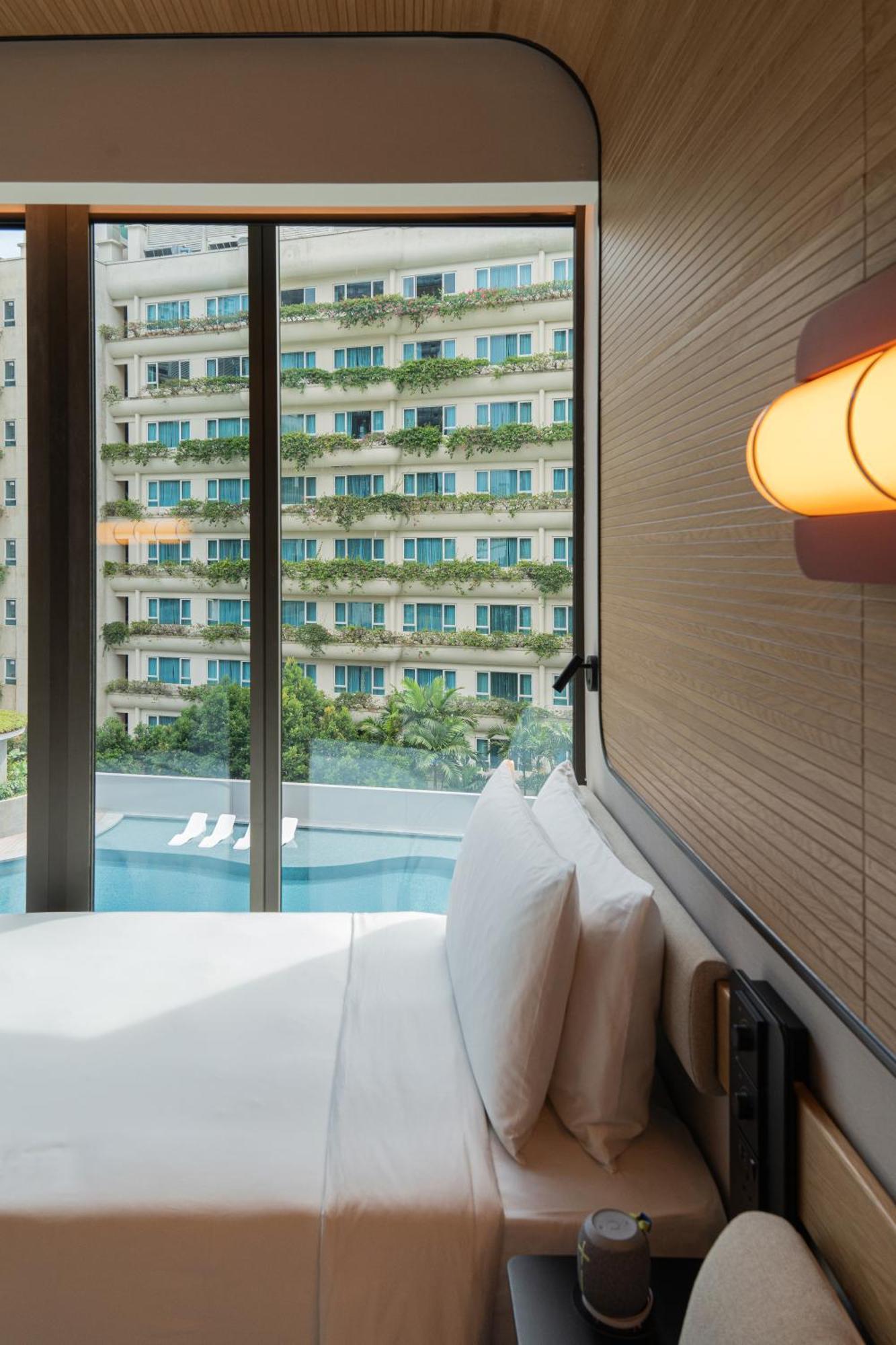 The Standard, Khách sạn 5*